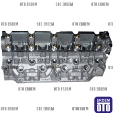 Renault Kangoo Üst Silindir Kapağı 1.9 Dizel Dik Buji 7701470655 7701470655